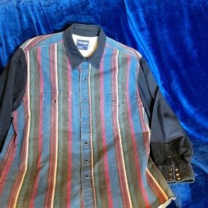Wrangler long sleeve shirt.
